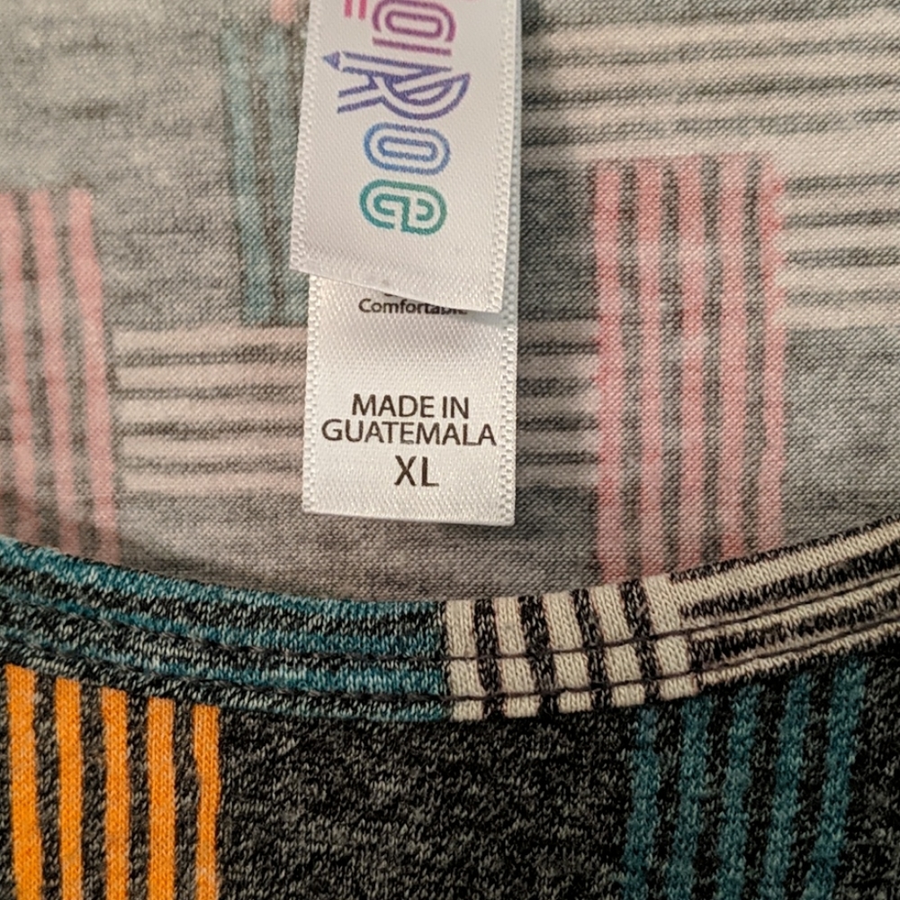 Top - Picture 2 of 2